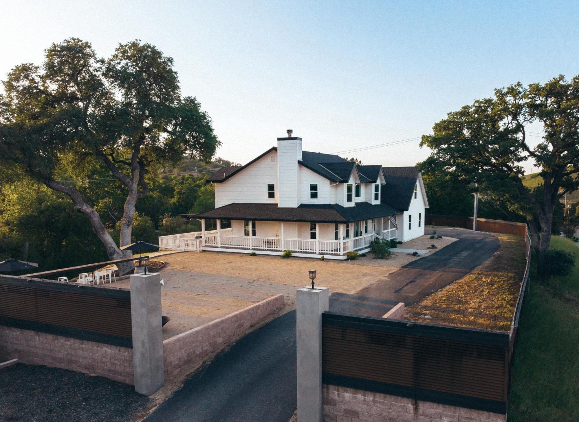 Wine Country Modern Farmhouse With Heated Pool, Hot Tub, Cybertruck Paso Robles Exteriér fotografie